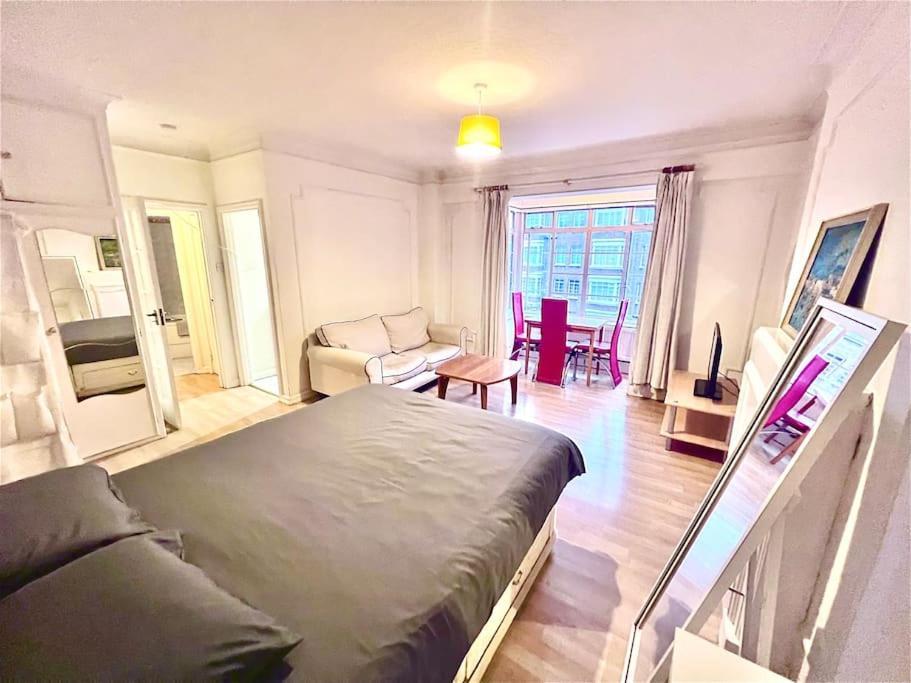 King-Sized Studio, 6Th Floor + Lift, Regent'S Park Londra Dış mekan fotoğraf