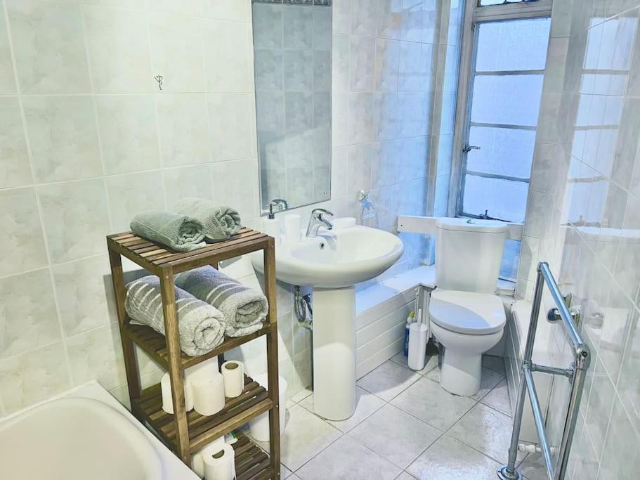 King-Sized Studio, 6Th Floor + Lift, Regent'S Park Londra Dış mekan fotoğraf