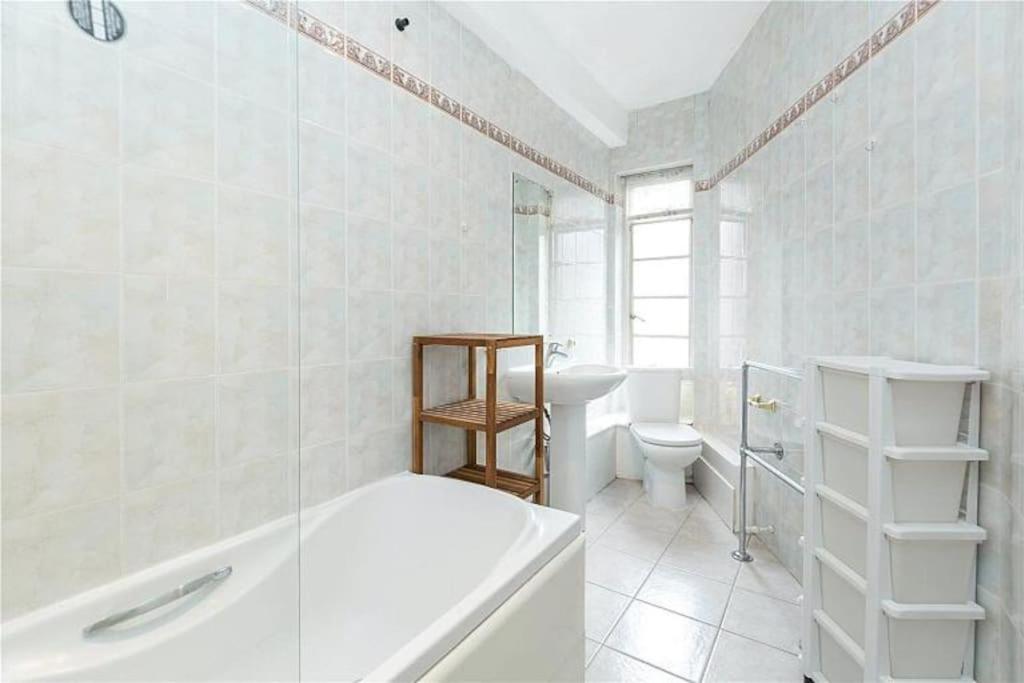 King-Sized Studio, 6Th Floor + Lift, Regent'S Park Londra Dış mekan fotoğraf